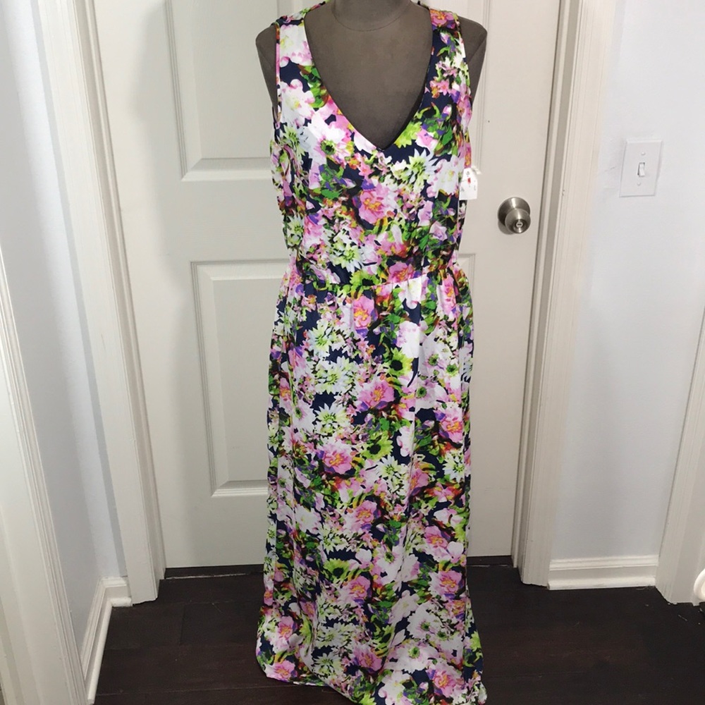 NWOT Leyden Floral Maxi Dress Size XL